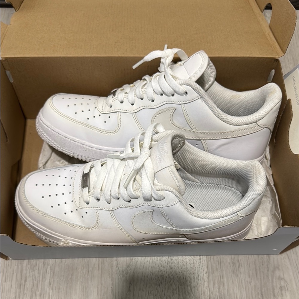 Nike Air Force 1